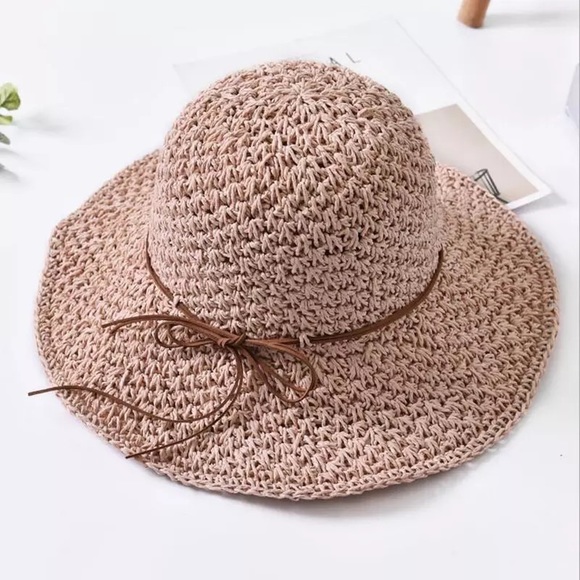 Summer Pink Sun Hat In Light Rose, Beach Foldable Straw Large Brim Travel Hat - Picture 4 of 4